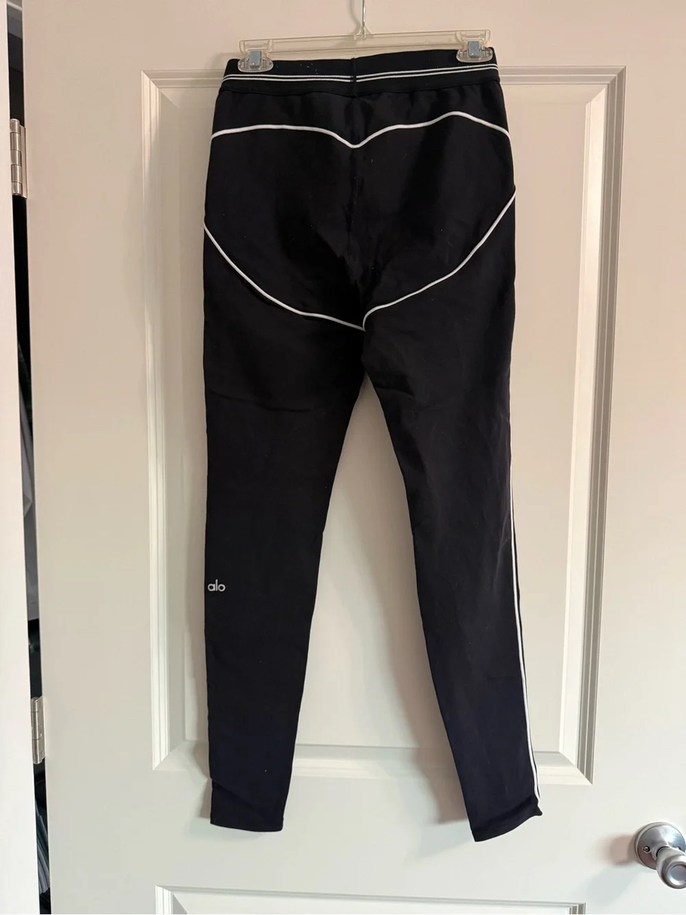 ALO Yoga Airbrush Heartthrob Legging Black